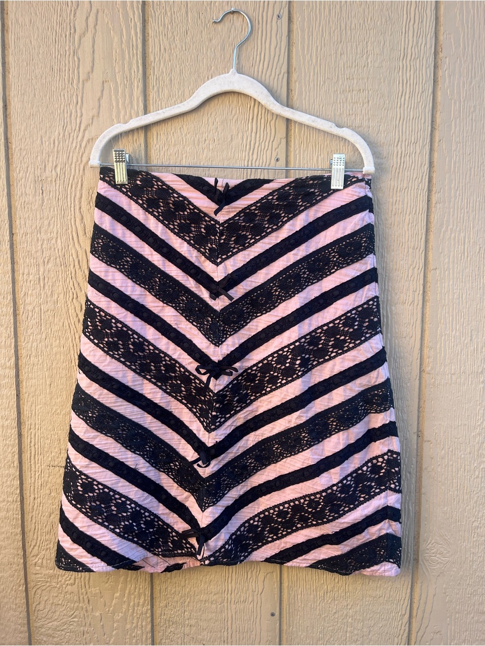 Persaman New York Pink and Black Lace-Striped A-Line Skirt